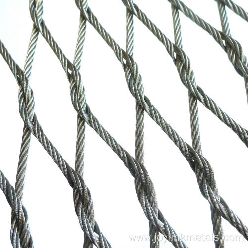 Interwoven stainless cable mesh